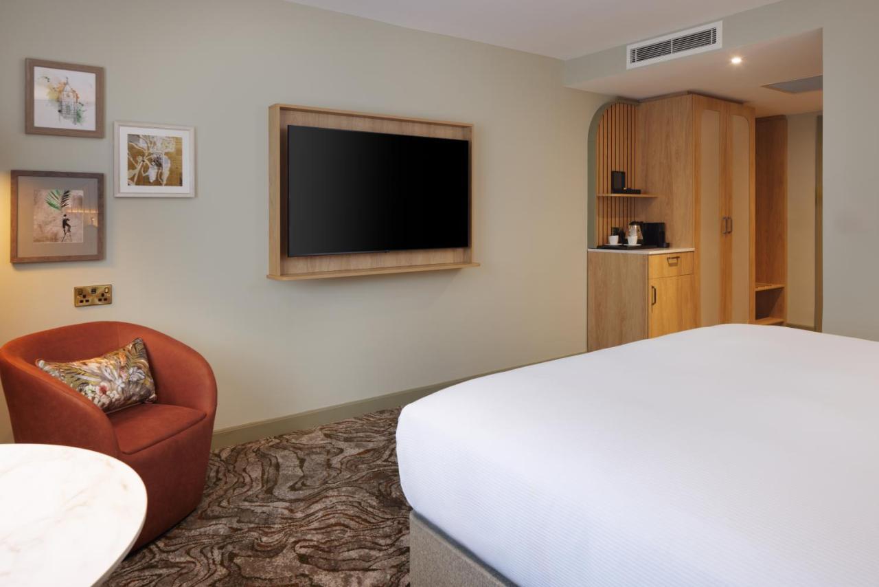 Doubletree By Hilton Bristol North Hotel Almondsbury Exterior photo