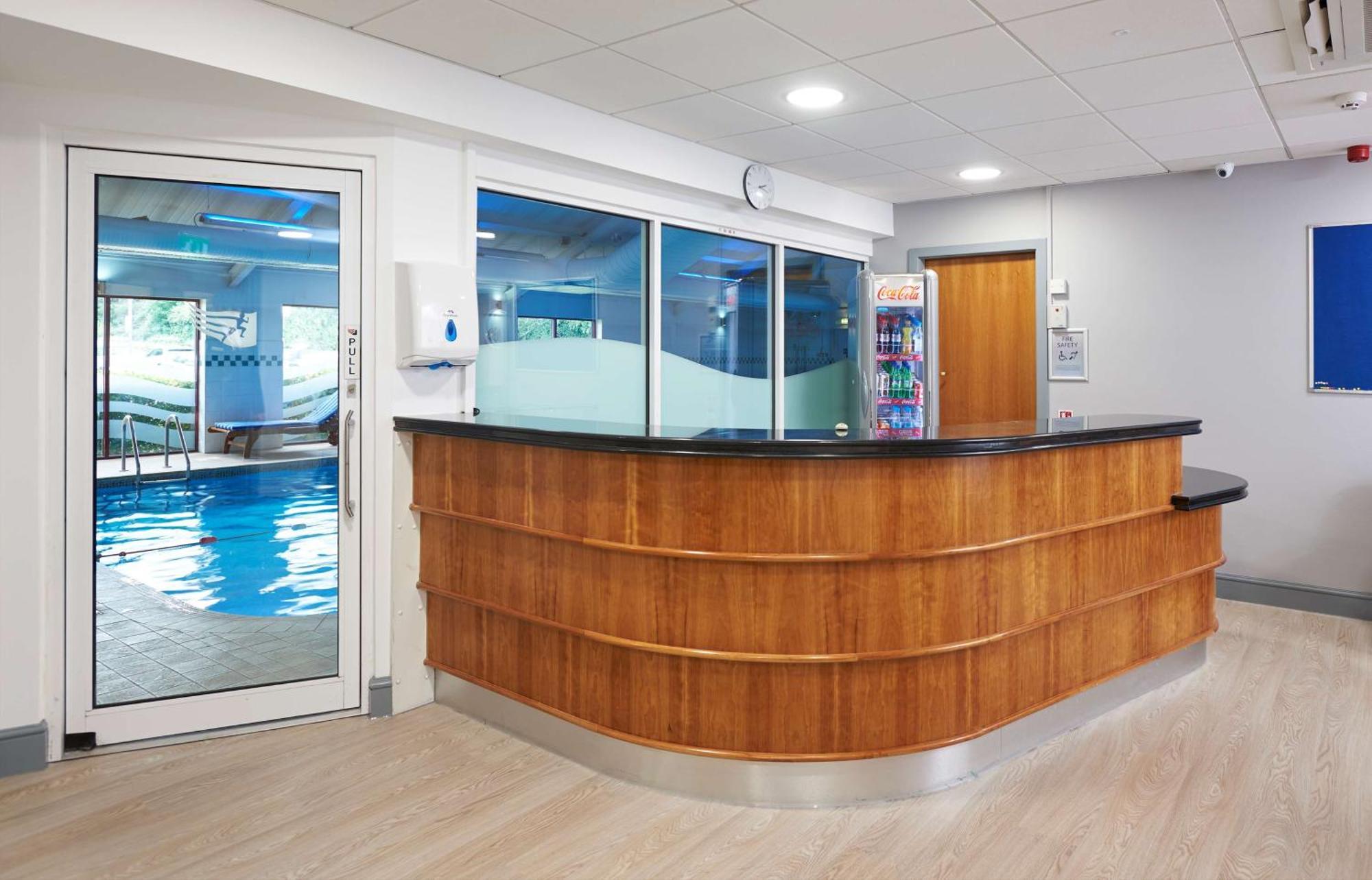 Doubletree By Hilton Bristol North Hotel Almondsbury Exterior photo